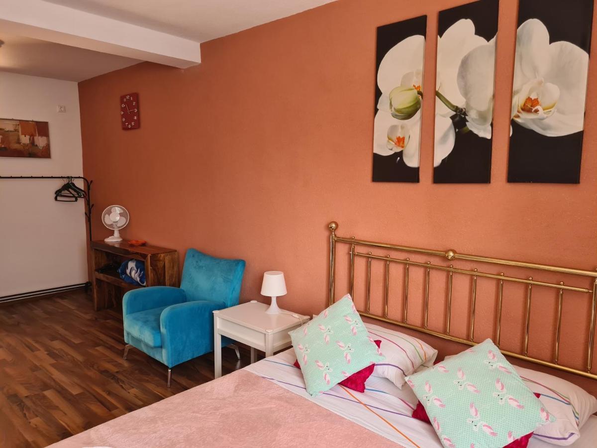 Luca'S Studio 3 ,Close To Therme Bucharest, Airport Otopeni Balotesti Dış mekan fotoğraf